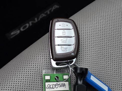 Used 2018 Hyundai Sonata Limited w/ Cargo Package image 35
