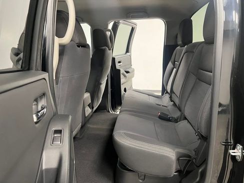 Used 2024 Nissan Frontier SV w/ Technology Package image 47