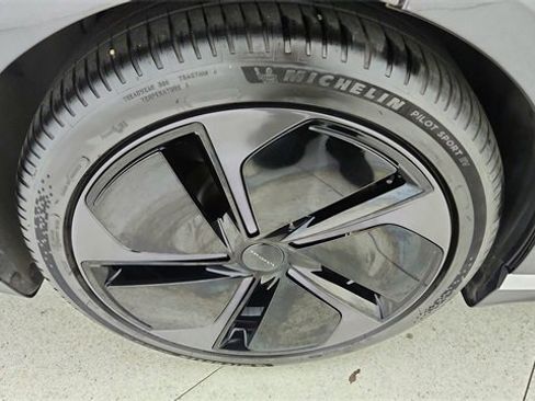 Used 2022 Lucid Air Grand Touring image 57