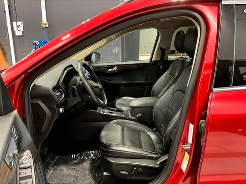 Used 2020 Ford Escape Titanium AWD/4WD image 7