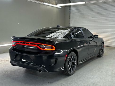 Used 2022 Dodge Charger R/T RWD image 8