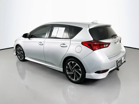 Used 2016 Scion iM FWD image 5