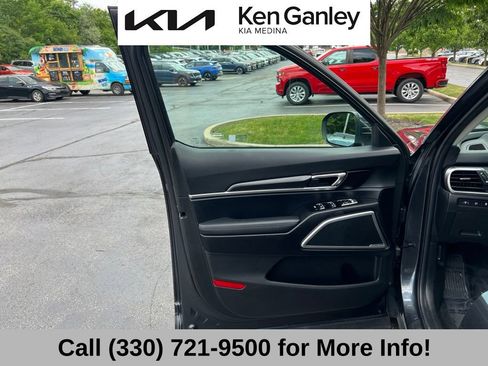 Certified 2024 Kia Telluride S w/ S Sunroof Package AWD/4WD image 26