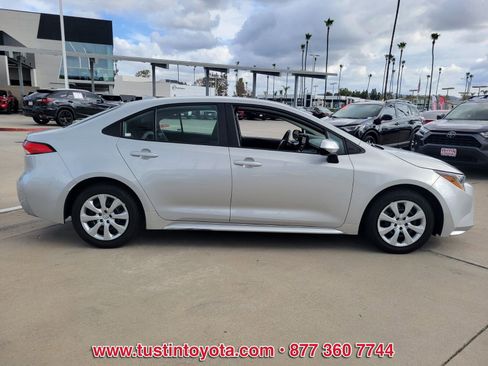 Certified 2023 Toyota Corolla LE FWD image 3