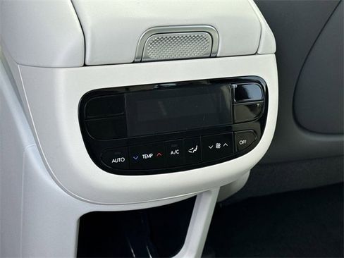 New 2026 Hyundai Ioniq 9 SE image 16