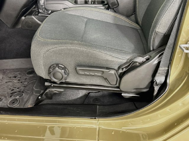 Used 2025 Jeep Wrangler Unlimited Sport AWD/4WD image 22