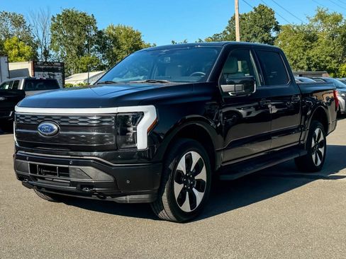 Used 2023 Ford F150 Lightning Platinum AWD/4WD image 7