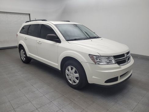 Used 2019 Dodge Journey SE FWD image 13