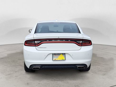 Used 2023 Dodge Charger SXT image 4