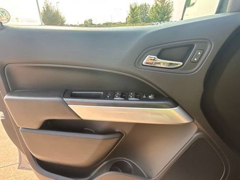 Used 2020 Chevrolet Colorado ZR2 w/ LPO, Premium Interior Package AWD/4WD image 15