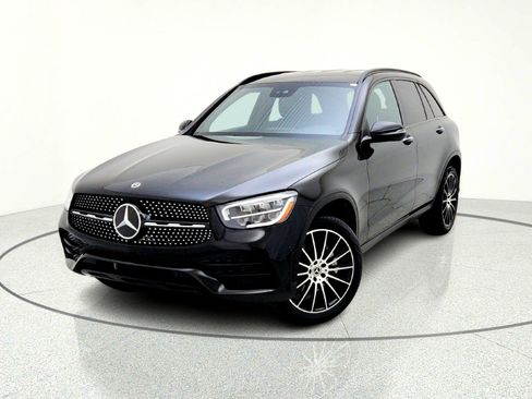 Certified 2022 Mercedes-Benz GLC 300 image 2
