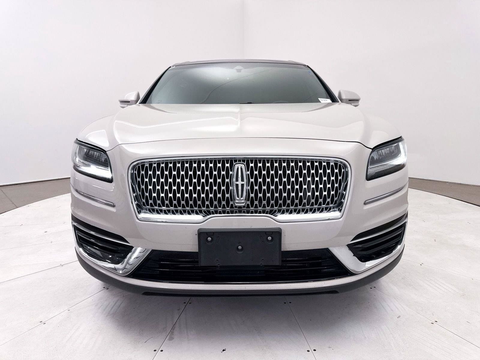 Used 2019 Lincoln Nautilus Reserve FWD image 12