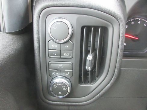 New 2026 GMC Sierra 1500 Pro w/ Graphite Edition AWD/4WD image 17