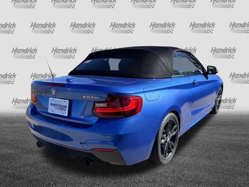 Used 2016 BMW M235i Convertible image 9