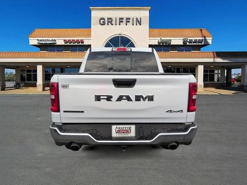 Used 2025 RAM 1500 Big Horn AWD/4WD image 8