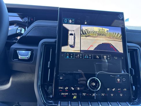 New 2026 GMC Yukon XL AT4 Ultimate image 25