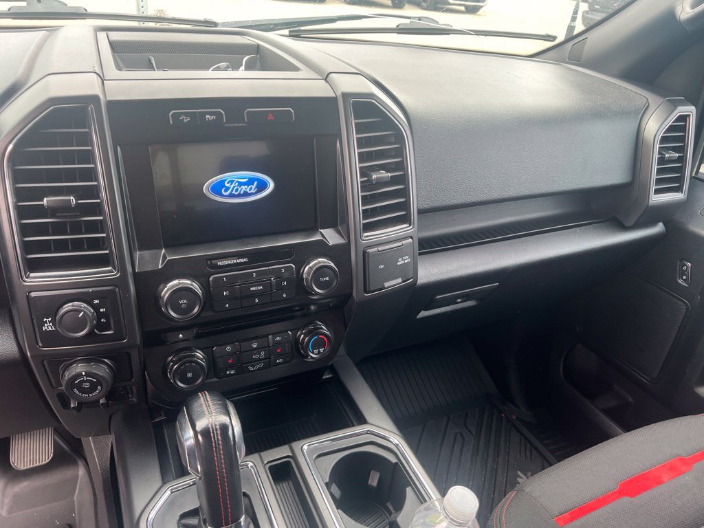Used 2017 Ford F150 XLT w/ Equipment Group 302A Luxury AWD/4WD image 15