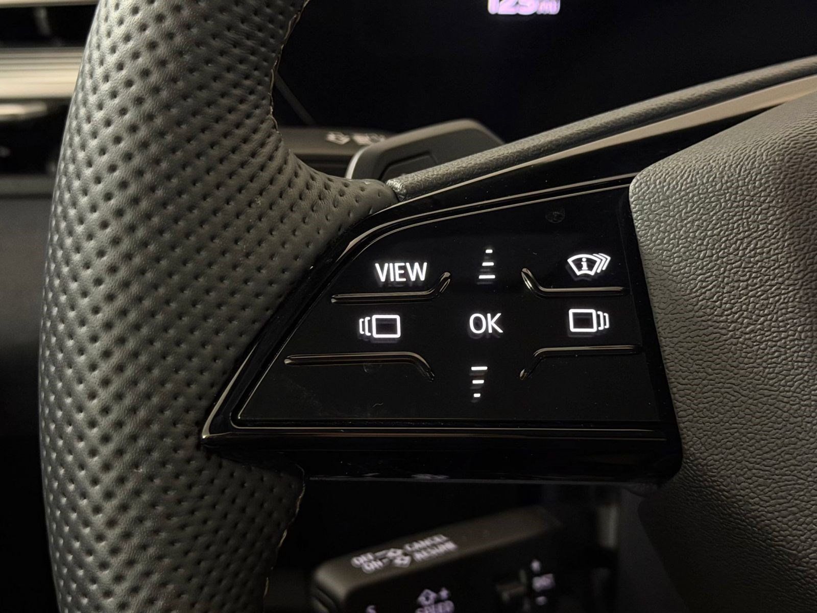 Certified 2026 Audi A6 Premium Plus w/ Audi Exclusive Design Package AWD/4WD image 16