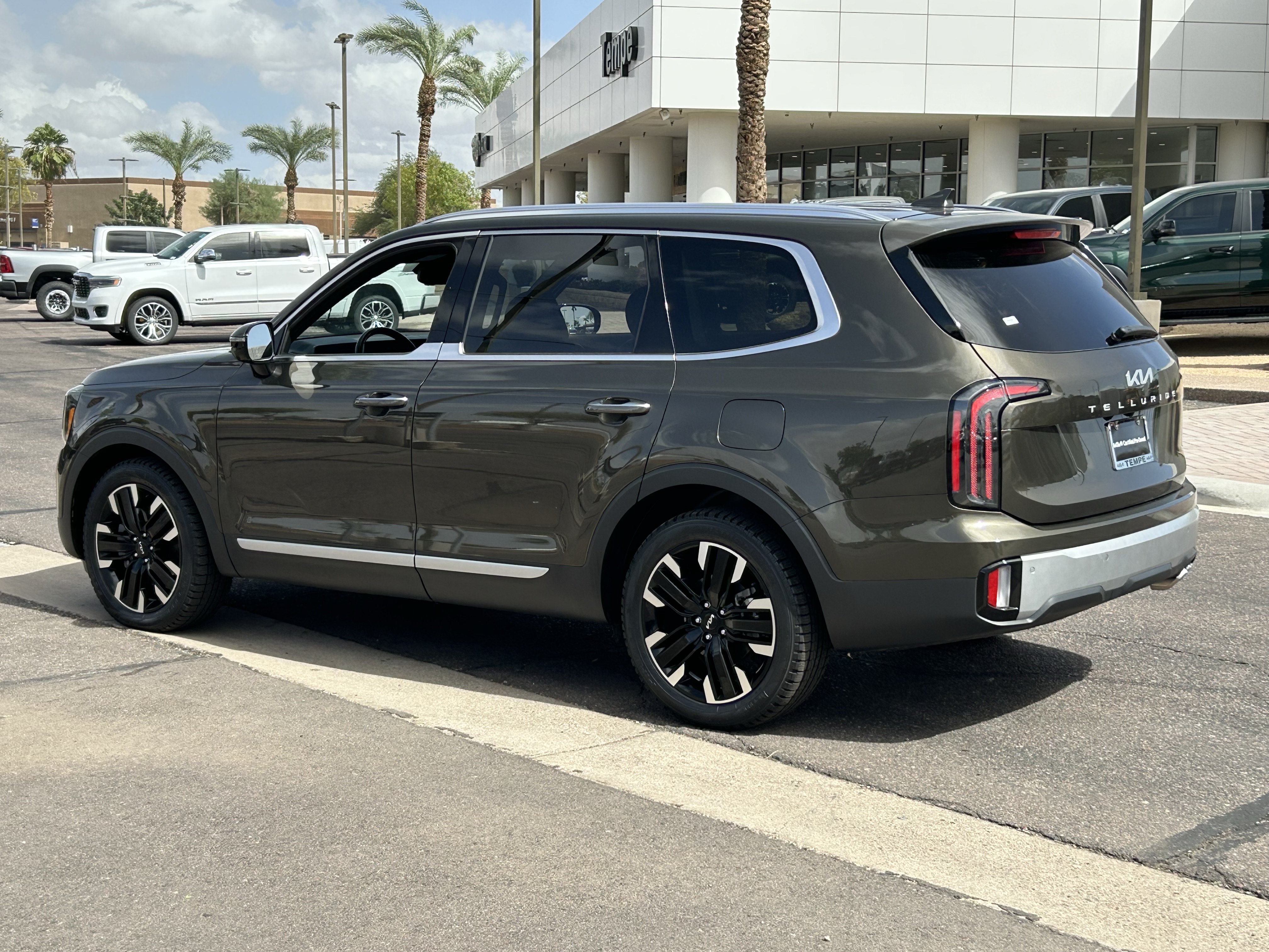 Certified 2024 Kia Telluride SX AWD/4WD image 4