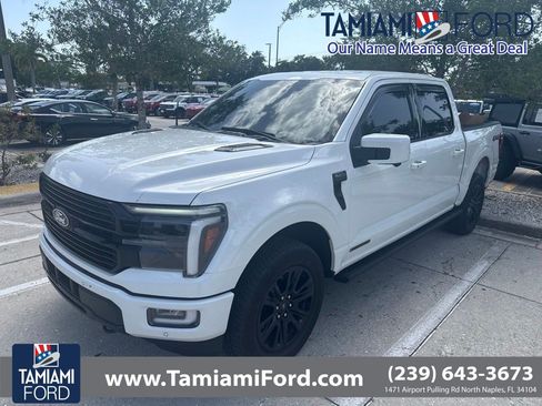 Used 2025 Ford F150 Platinum AWD/4WD image 1