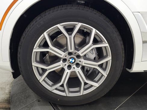 Used 2026 BMW X7 xDrive40i image 8