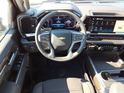 New 2026 Chevrolet Silverado 2500 LT w/ All Star Edition AWD/4WD image 9