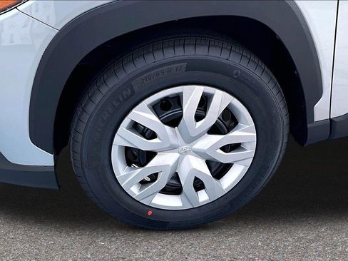 New 2026 Toyota Corolla Cross L image 9