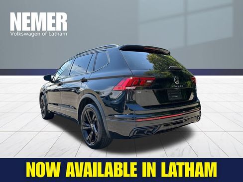 Certified 2024 Volkswagen Tiguan SE R-Line AWD/4WD image 2