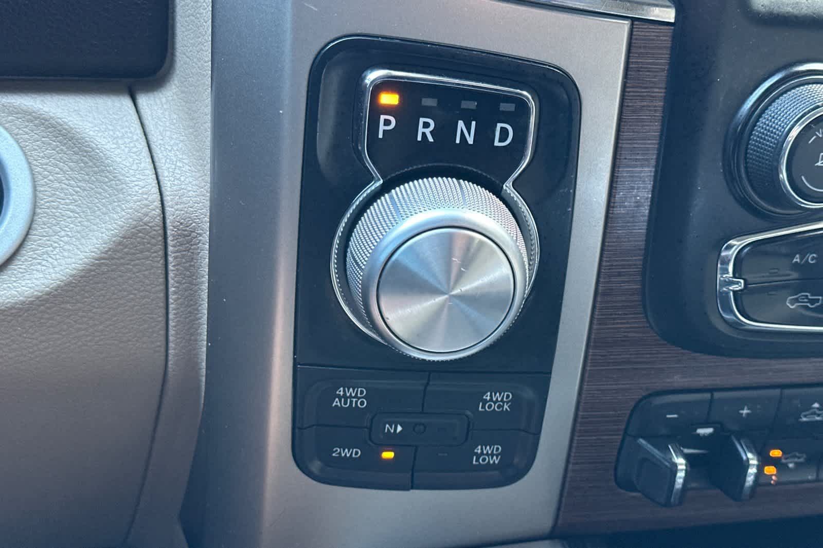 Used 2014 RAM 1500 Laramie w/ Convenience Group AWD/4WD image 21