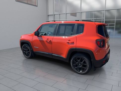 Used 2021 Jeep Renegade Latitude w/ Convenience Group FWD image 6