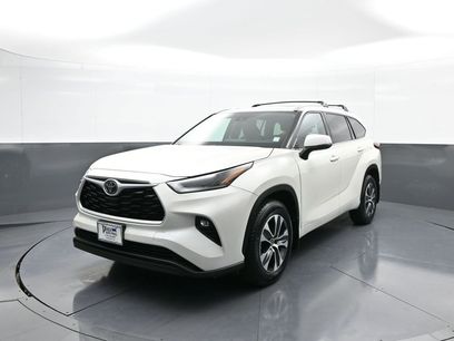 Certified 2021 Toyota Highlander XLE