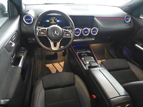 Used 2023 Mercedes-Benz GLA 250 4MATIC image 24