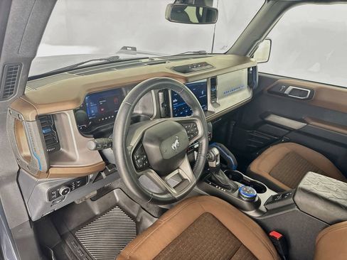 Used 2023 Ford Bronco Outer Banks AWD/4WD image 8