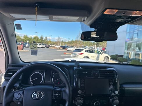 Used 2024 Toyota 4Runner TRD Off-Road Premium w/ Off Road Premium Plus Package image 12