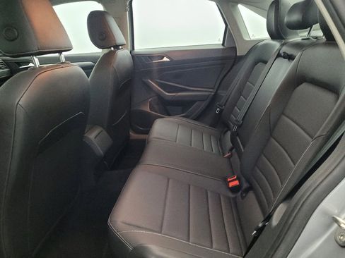 Used 2021 Volkswagen Jetta SE FWD image 18