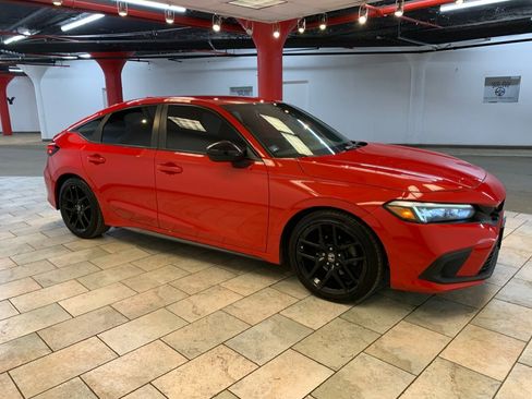 Used 2022 Honda Civic Sport image 9