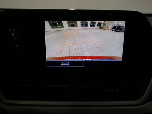 Certified 2024 Chevrolet Trax LS w/ LS Convenience Package image 17