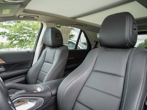 Certified 2025 Mercedes-Benz GLE 350 4MATIC image 14