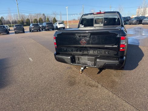 Used 2022 Nissan Frontier PRO-4X w/ Pro-4X Premium Package image 15