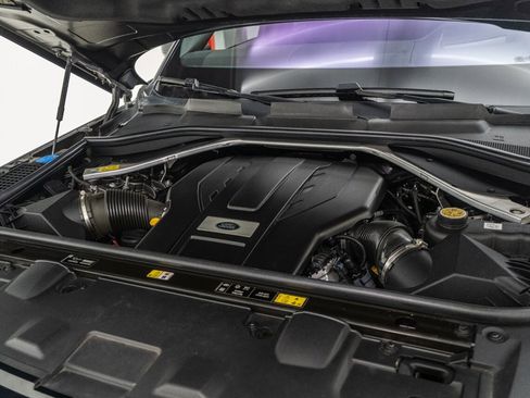 Used 2022 Land Rover Range Rover Long Wheelbase First Edition image 48