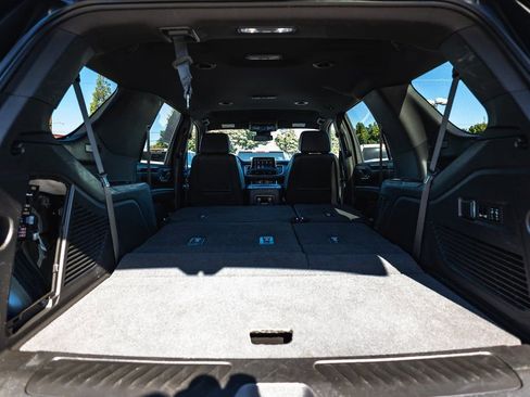 Used 2023 Chevrolet Tahoe LT w/ Luxury Package image 29