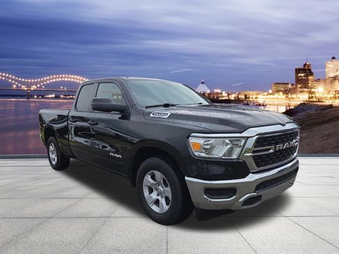 Used 2023 RAM 1500 Big Horn RWD image 4