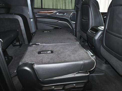 Used 2024 Cadillac Escalade ESV Premium Luxury w/ LPO, Floor Liner Package AWD/4WD image 62