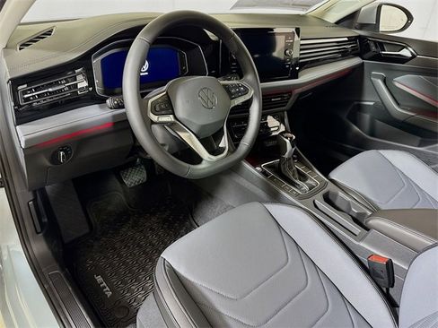 New 2025 Volkswagen Jetta SEL image 5