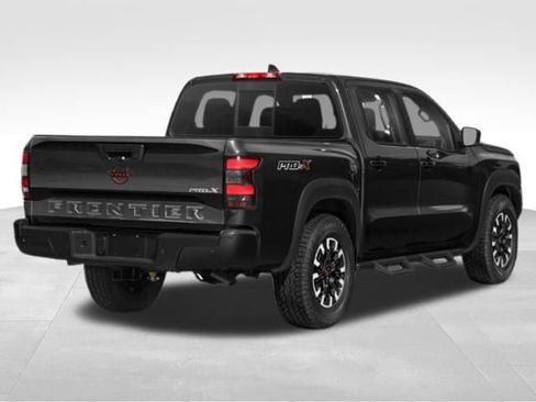 Used 2024 Nissan Frontier PRO-4X w/ Pro Convenience Package image 6