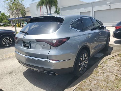 Certified 2025 Acura MDX FWD w/ Technology Package image 8