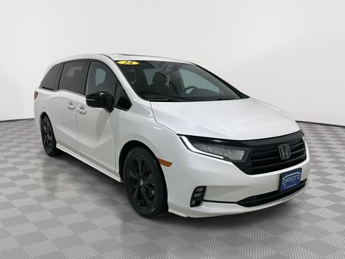 Used 2024 Honda Odyssey Sport image 7