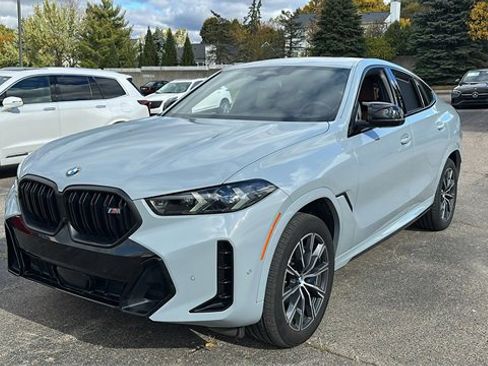 Used 2024 BMW X6 M60i w/ Dynamic Handling Package image 9