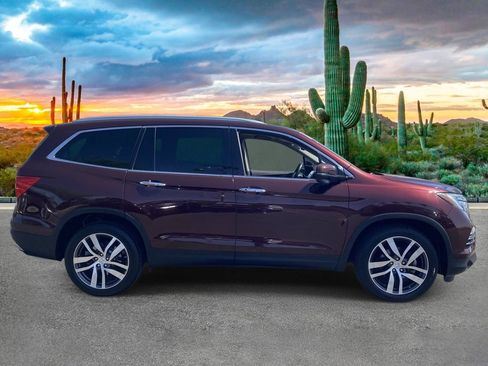 Used 2016 Honda Pilot Touring image 2