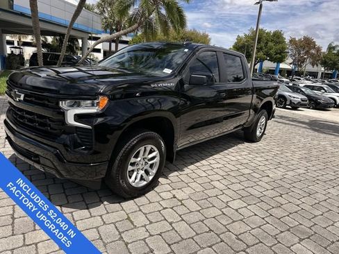Used 2025 Chevrolet Silverado 1500 RST AWD/4WD image 32